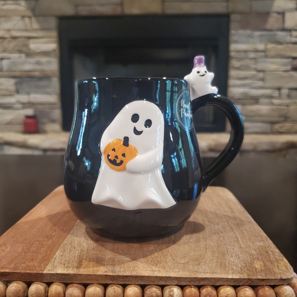 Viral Halloween! Adorable Ghost Mug-NWT - Picture 1 of 1